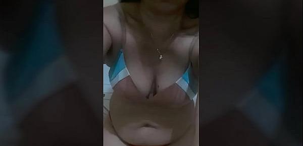  Elvira camshow